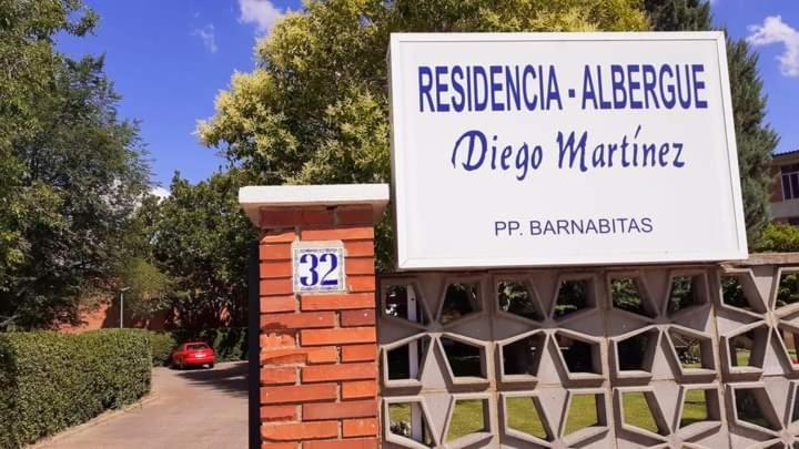 Residencia Diego Martinez ปาเลนเซีย ภายนอก รูปภาพ