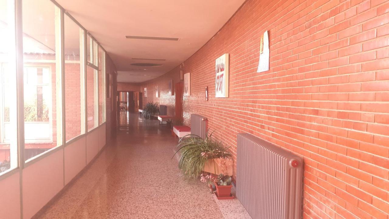 Residencia Diego Martinez ปาเลนเซีย ภายนอก รูปภาพ
